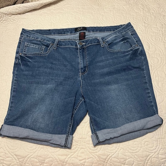 Earl Jeans Light Blue Denim Shorts - Picture 1 of 4